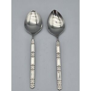 Oneida Community Madrid Stainless 2 Oval Soup Spoons No Black Flatware 6 7/8"